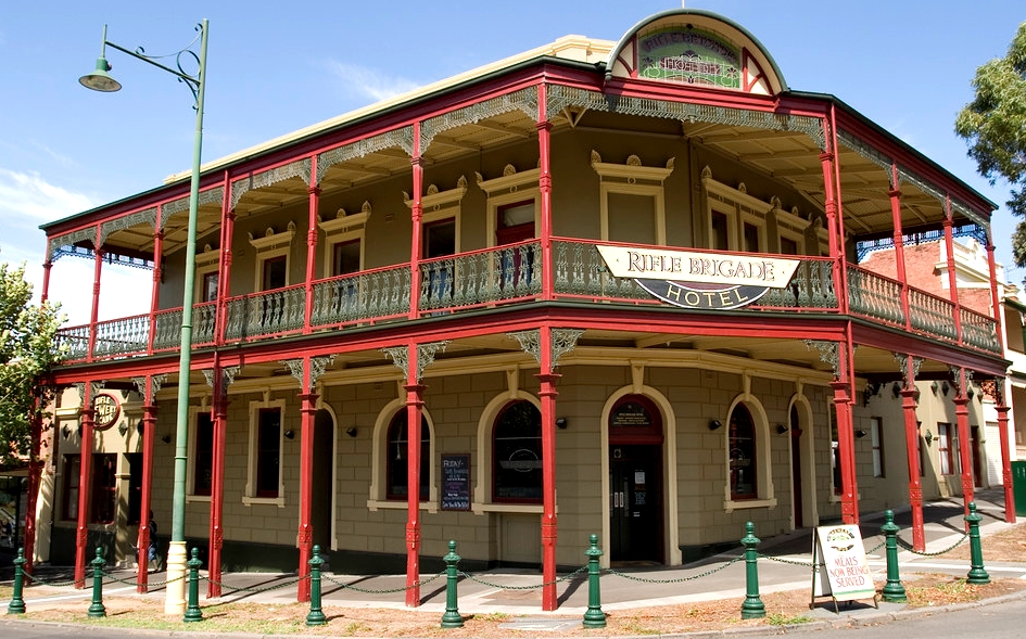 Bendigo old style hotel