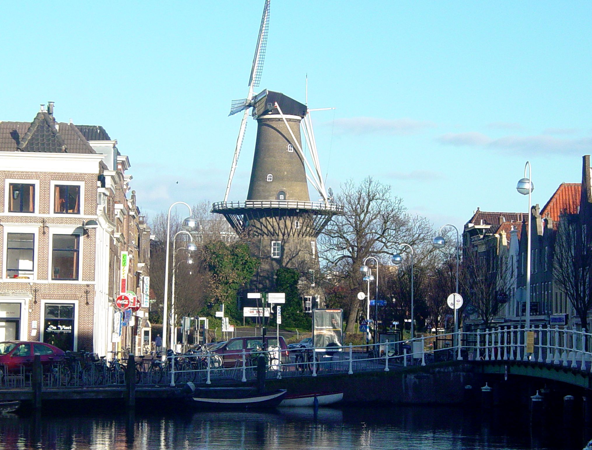 NetherlandsLeiden-Oldcity-WindmillDevalk-3336.jpg